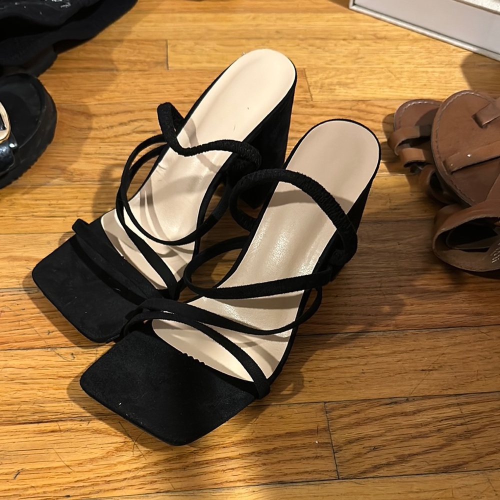 Elegant Black Strappy Women's Heels